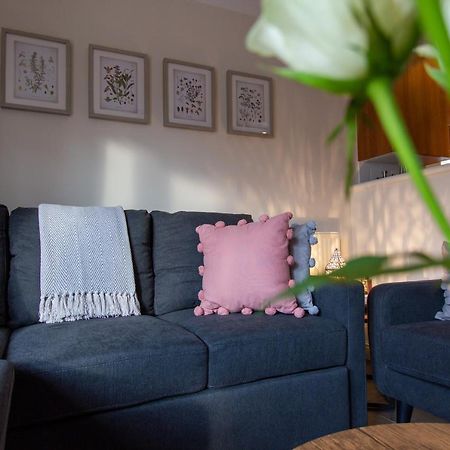 Waters Edge Apartment Chester Ngoại thất bức ảnh