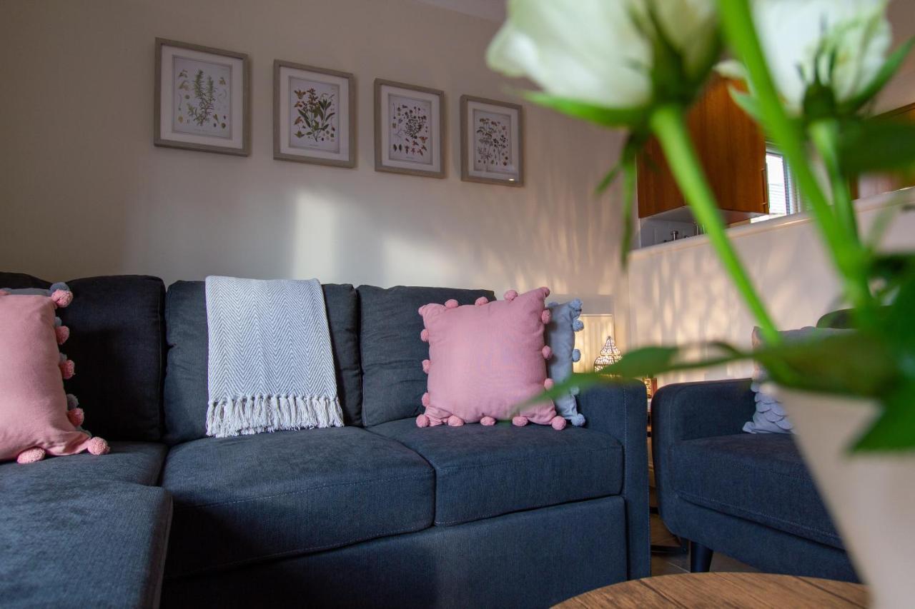 Waters Edge Apartment Chester Ngoại thất bức ảnh